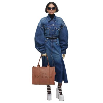 THE LEATHER LARGE TOTE BAG